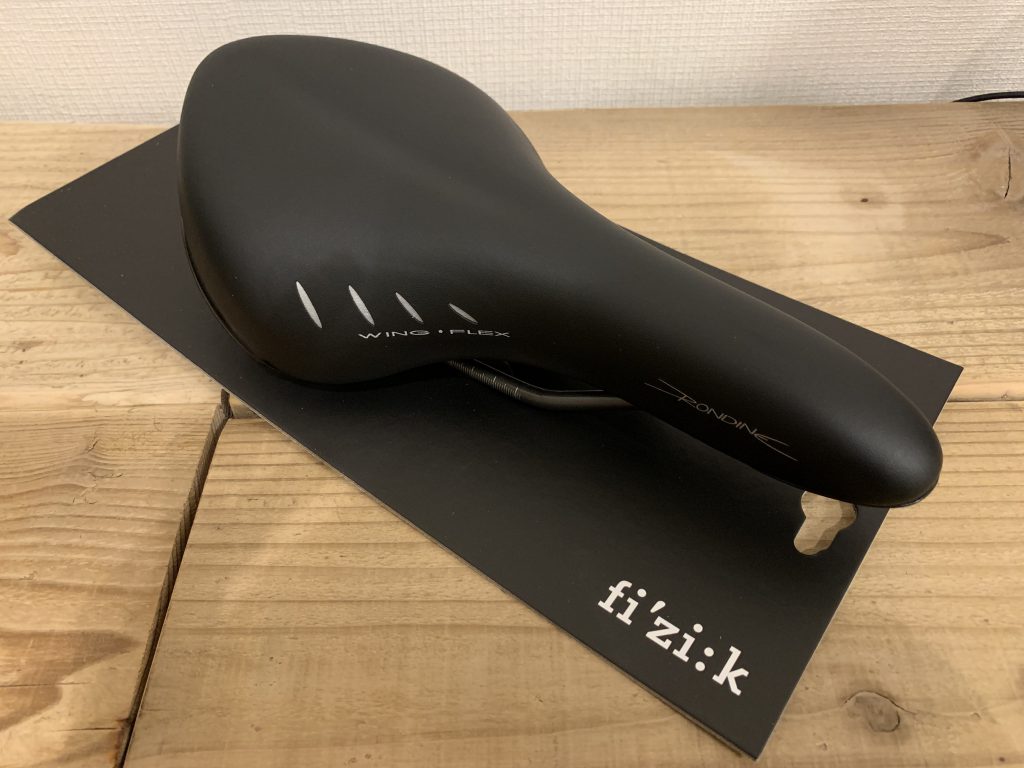 画像：Fizik(フィジーク) RONDINE MG開封